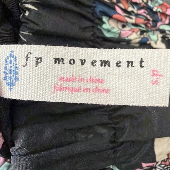 Free People The Way Home Shorts Floral Combo Size S Black Multi Athleisure - Picture 9 of 11